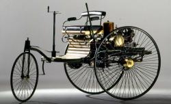 Mobil Pertama Mercedes-Benz Hadir di Museum Nasional Indonesia