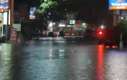 Banjir Terjang Jalan Protokol di Parepare, Diduga karena Drainase Buruk