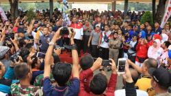 SBY Lepas Peserta Jalan Sehat dan Akan Resmikan Pembangunan Museum SBY-ANI di Pacitan