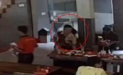 Video CCTV Aksi Pencurian Tas di Restoran Pulo Gadung, Pelaku Beraksi Seorang Diri
