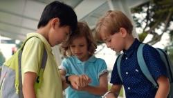 Pantau Keamanan Anak Lewat Teknologi GPS Jam Tangan Pintar