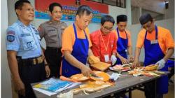 Lapas di Surabaya Selenggarakan Cooking Class, Napi Antusias Belajar Kuliner