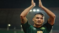 Raphael Maitimo Merapat ke Persita Tangerang