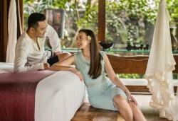 Rianti Cartwright Hamil Setelah 9 Tahun Menikah