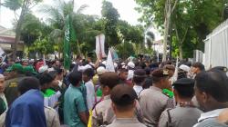 Ratusan Warga Medan Demo Kecam Tragedi Berdarah akibat Konflik Hindu-Muslim di India