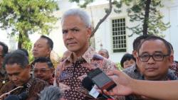 Ganjar Pranowo dan Jajaran Kagama Bahas Korona Bersama Presiden Jokowi