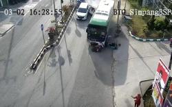 Bus Tabrak 13 Kendaraan di Bontang akibat Rem Blong, 2 Tewas dan 7 Luka