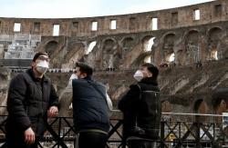 Slovakia Konfirmasi Kasus Pertama Virus Korona, Larang Penerbangan dari dan ke Italia