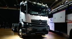 Perbedaan Ban Mobil dan Truk