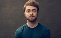 Daniel Radcliffe Bantah Dirinya Kena Virus Korona