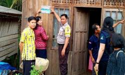 Penerima Bansos di Minahasa Tenggara Diberi Stiker 'Keluarga Miskin'<