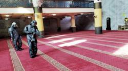 Masjid Raya Bandung Disemprot Disinfektan Cegah Penularan Korona