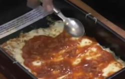 Nikmati Kelezatan Kuliner Martabak Setan di Surabaya