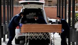 Polda Metro Jaya Bantu Pemakaman Korban akibat Corona