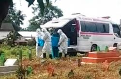 Mantan Anggota DPRD Sulsel Meninggal akibat Sesak Napas-Batuk, Jenazah Ditolak Warga