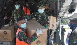 Pesawat TNI AU Angkut Ribuan APD dan Masker untuk Penanganan Corona di Bali