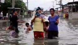 Banjir Rob Rendam Ribuan Rumah di Kota Medan, Aktivitas Warga Terganggu