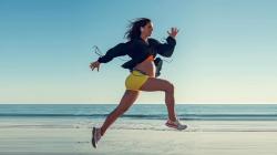 Hamil 9 Bulan, si Cantik Alex Morgan Masih Getol Latihan