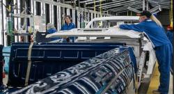 Pemasok Komponen Ford dan VW Nekat Buka Pabrik Awal Mei 2020