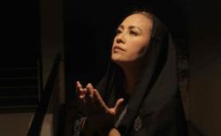 Berkarya saat Pandemi Corona, Cynthia Lamusu Ciptakan Single Religi Tawakal