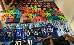 Punya 200 Jersey Messi, Pria Indonesia Ini Diburu Media Asing