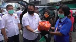 REI Sumut Bagikan 1.200 Paket Sembako dan Masker untuk Warga Medan dan Deliserdang