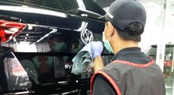 Terparkir Lama di Rumah, Begini Trik Mobil Tetap Kinclong Tanpa Poles ke Salon