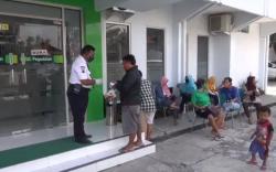 Jelang PSBB, Warga Tegal Ramai-Ramai Gadaikan Emas hingga Elektronik