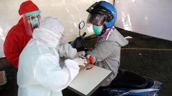 Tukang Sayur Keliling Datangi Kantor Wali Kota Jayapura untuk Rapid Test