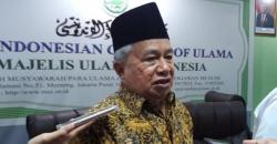 MUI: ODP, PDP Apalagi Positif, Haram Salat Berjemaah di Masjid