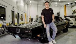 Pejabat Ini Lelang Mobil Sport Kesayangan untuk Bantu Tangani Covid-19