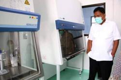 Gubernur Sulut Olly Dondokambey Tinjau Laboratorium Covid-19 Pastikan Siap 100 Persen<