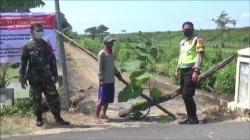 Antisipasi Corona, Polisi Tutup Makam Marsinah di Nganjuk  dari Peziarah