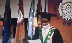 Video 259 Mahasiswa UNS Gelar Wisuda Online di Tengah Covid-19