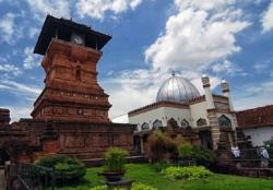 Kisah Sunan Ja'far Shodiq dan Asal Mula Orang Kudus Dilarang Makan Daging Sapi 