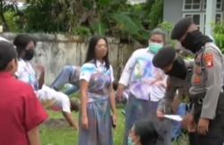 Video Satgas Covid-19 Bubarkan Belasan Pelajar SMA Rayakan Kelulusan di Palangkaraya