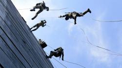 Aksi Prajurit Rupanpur Brigif 2 Marinir Latihan Mountaineering