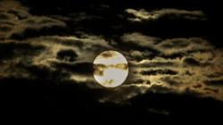 Ada Supermoon di Bandung 14 Juli Nanti, Bulan Lebih Besar dan Terang