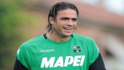 Mantan Penyerang AC Milan dan Juventus Gantung Sepatu