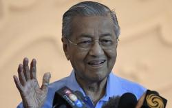 Mahathir Mohamad Melawan, Ajukan Mosi Tidak Percaya kepada PM Muhyiddin Yassin