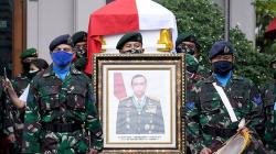 Momen Upacara Pelepasan Jenazah Mantan Panglima TNI Djoko Santoso