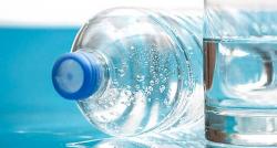 Virus Corona Dapat Menempel pada Plastik, Ini Bahaya Pakai Galon Air Sekali Pakai