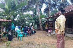 Jatuh dari Pohon Kelapa, Kakek Penyadap Nira Tewas