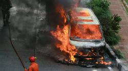Mobil Mewah Terbakar di Pondok Indah