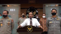 Mahfud MD Lantik Komjen Agung Budi Maryoto sebagai Kasatgas Saber Pungli