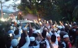 Beredar Video Habib Bahar bin Smith Disambut Pendukung usai Bebas dari Lapas<