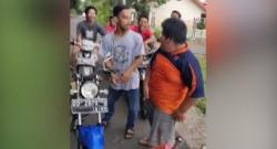 Keterlaluan Remaja Ini, Penjual Gorengan Dibully dan Dipukuli