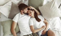 Ingin Cepat Hamil? Bercintalah Sesering Mungkin dan Perhatikan 7 Hal Ini