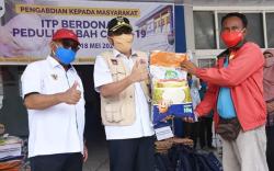 Terdampak Covid-19, Warga 8 Kecamatan di Padang Dapat Bantuan dari ITP<