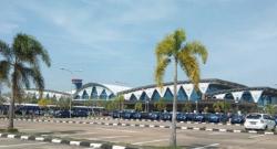Pesawat Garuda Indonesia Gagal Landing di Bandara Supadio Pontianak karena Cuaca Buruk
